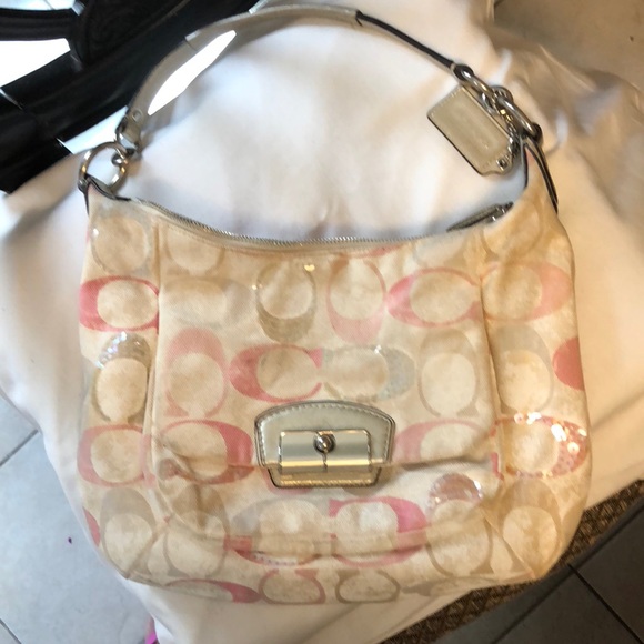 Coach shoulder bag - Picture 1 of 4